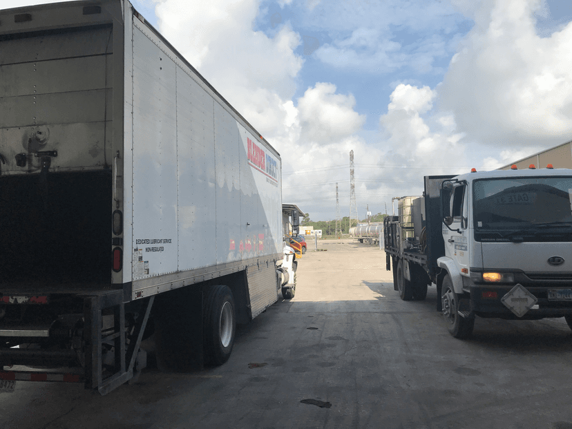 Houston Blenders bulk oil delivery truck